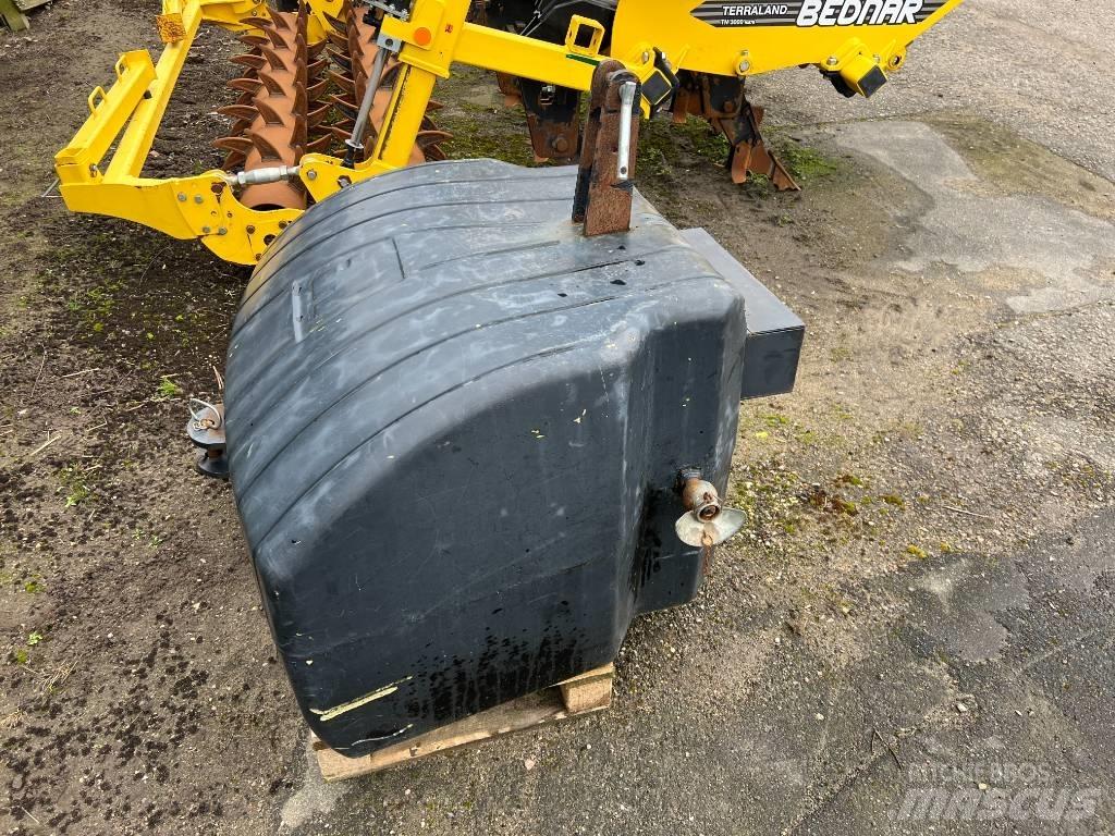 Allround 1500 kg Prednji tegovi