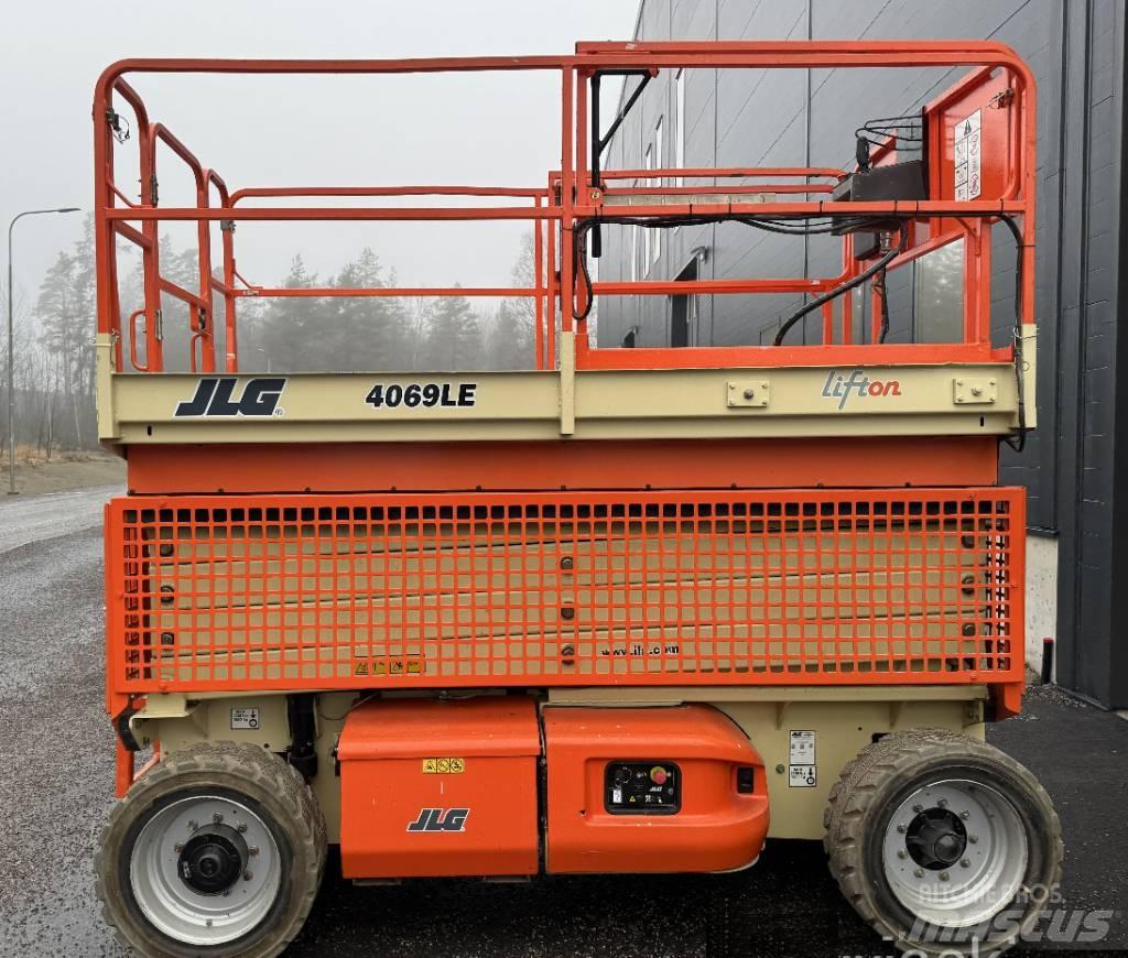 JLG 4069 LE Makazaste platforme