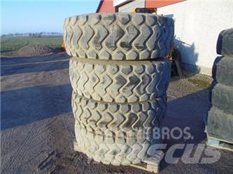  Däck 15,5x25 Gume, točkovi i felne