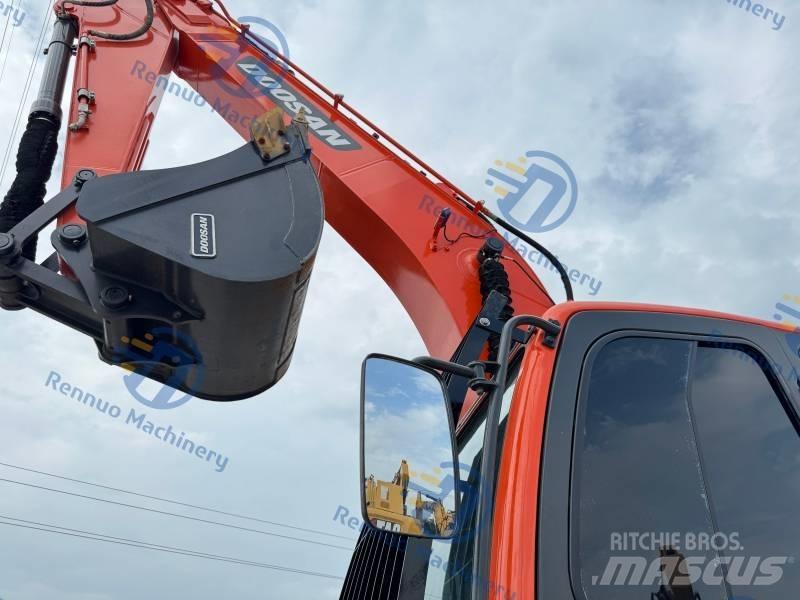 Doosan DX 225 LC-9C Bageri guseničari