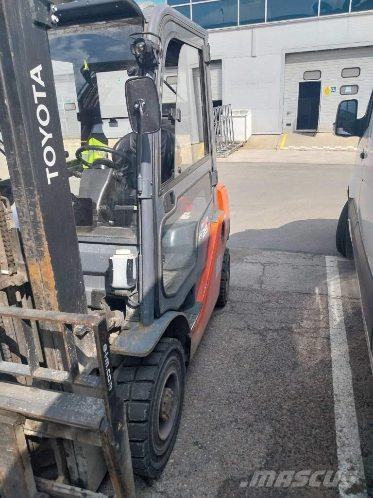 Toyota 02-8FDF25 Dizelski viljuškari