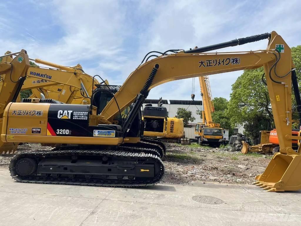CAT 320 D2 Bageri guseničari