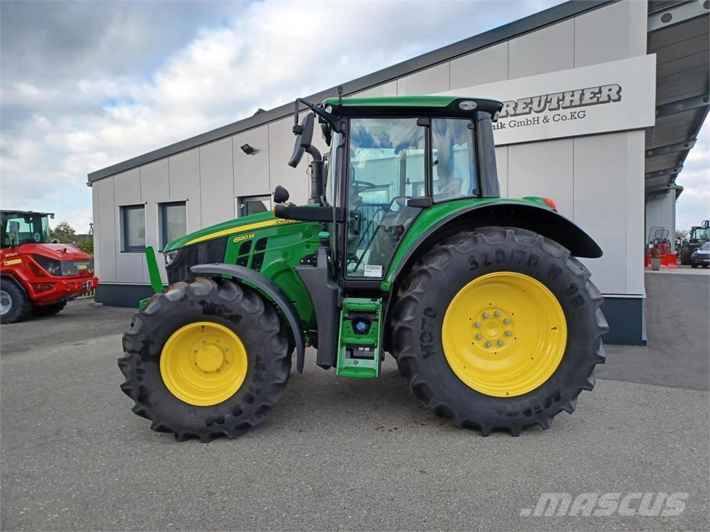 John Deere 6120M Traktori