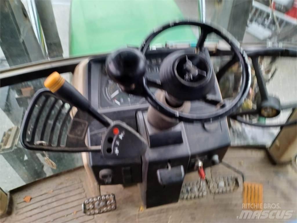 John Deere 6110SE Šumarski traktori