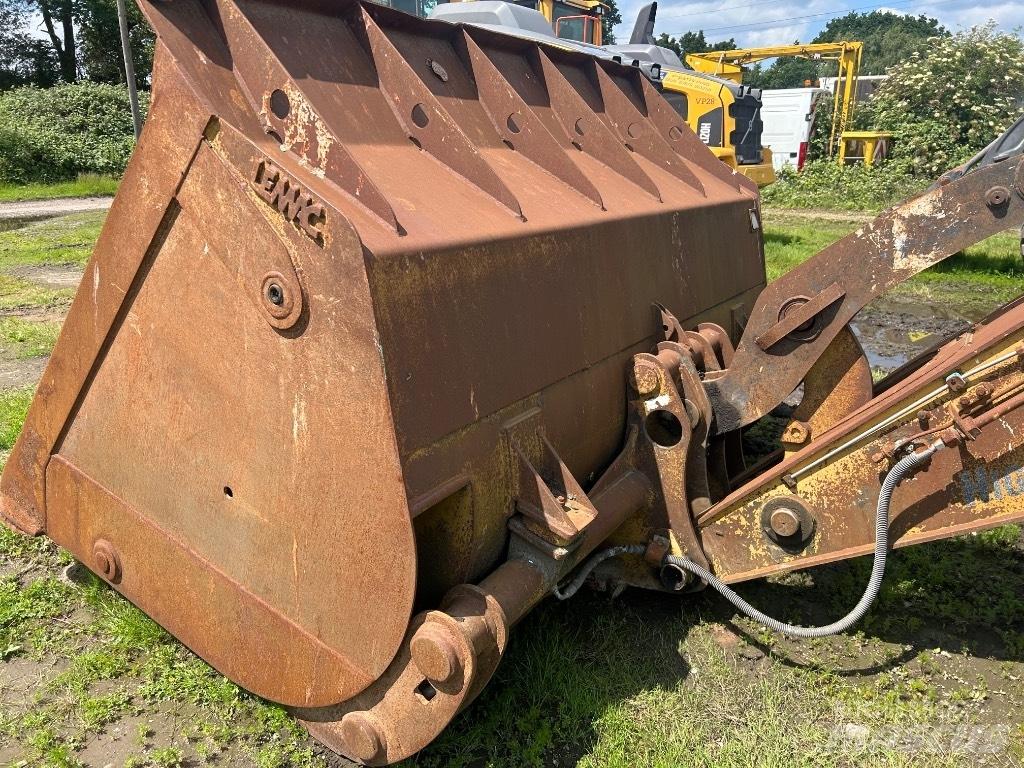 CAT 930H Utovarivači na točkove
