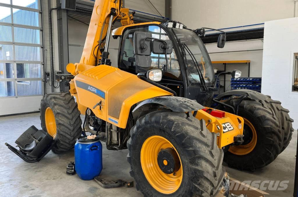 JCB 532-70 Poljoprivredni teleskopski utovarivači