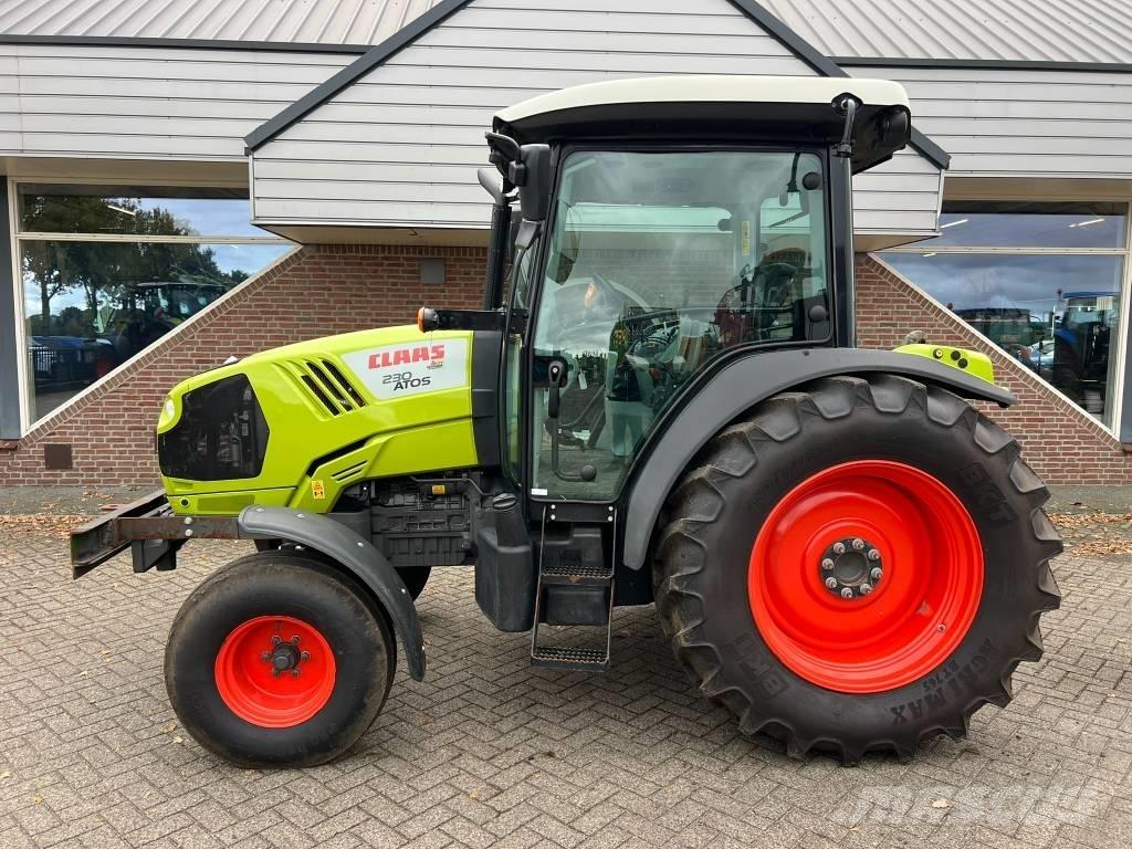 CLAAS Atos 230 Traktori