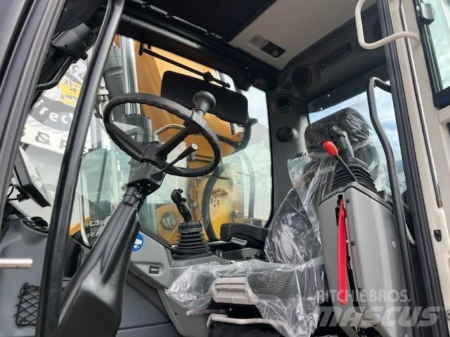 Liebherr 916 Bageri točkaši