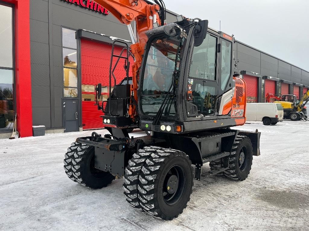 Hitachi ZX 135 W-7 Bageri točkaši