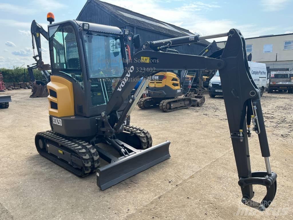 Volvo ECR 25 D Mini bageri < 7t