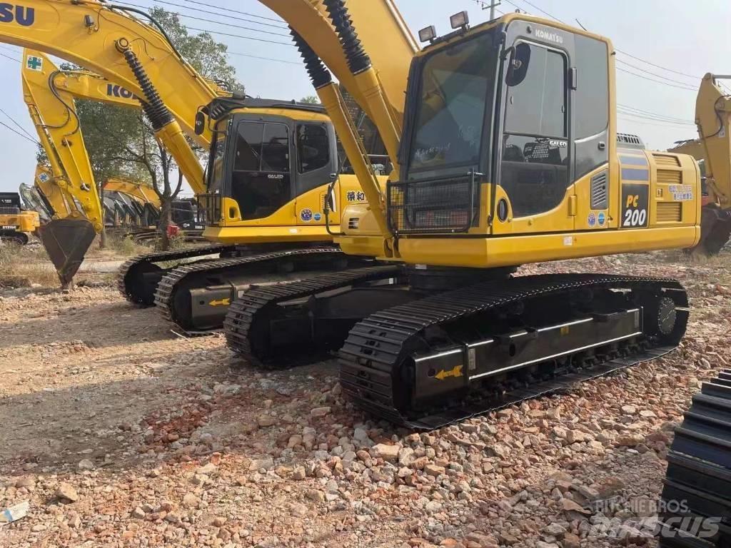 Komatsu PC200 Bageri guseničari