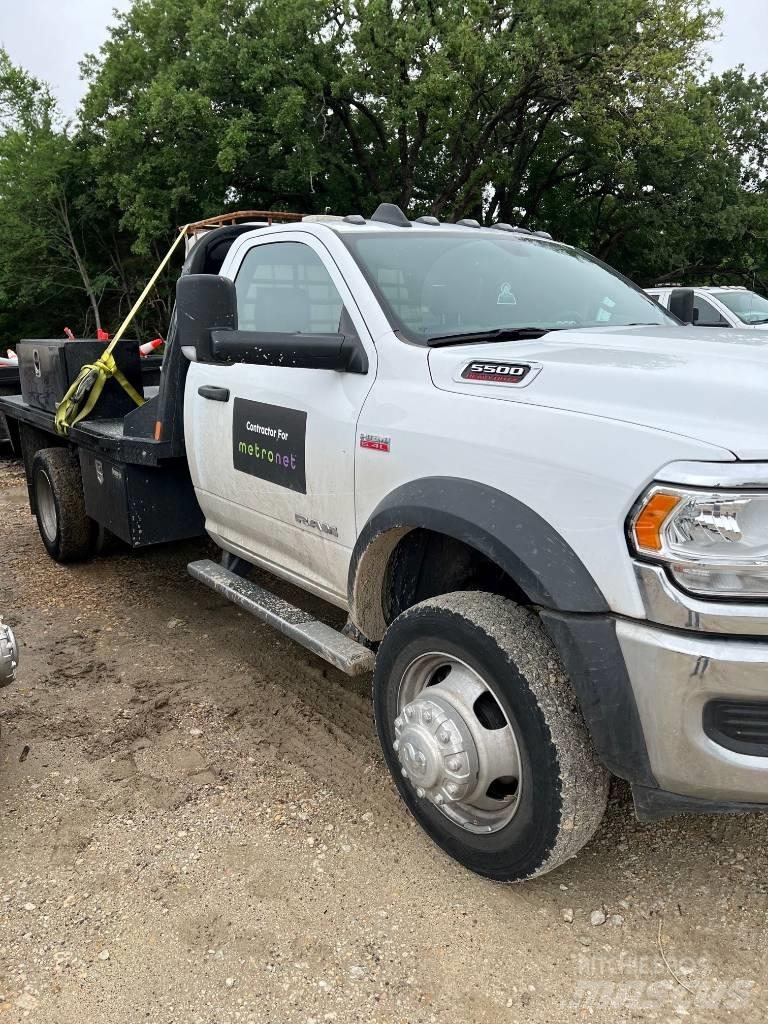 RAM 5500 Kamioni sa otvorenim sandukom