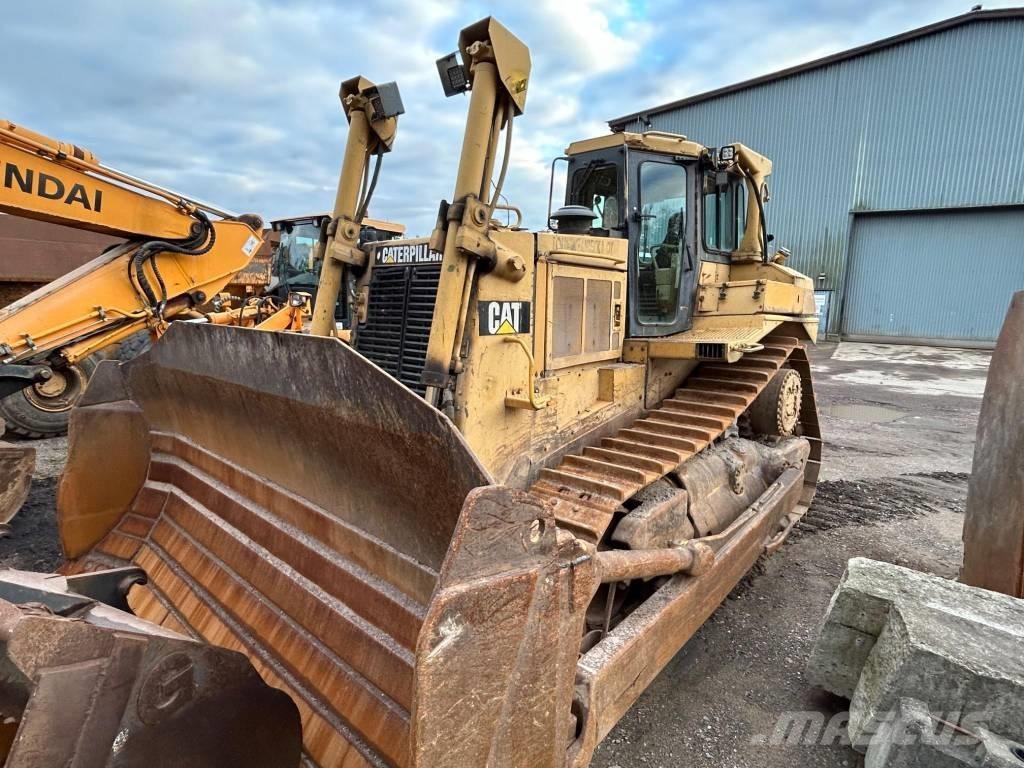 CAT D 8 N Buldožeri guseničari
