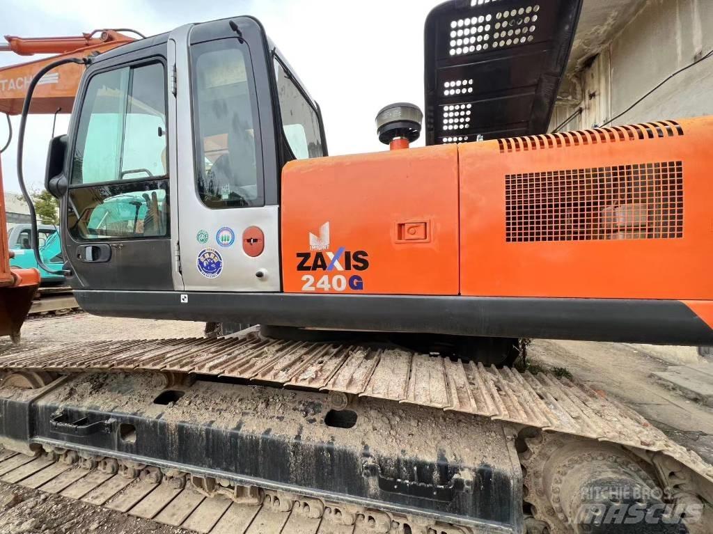 Hitachi ZX 240-3 Bageri guseničari