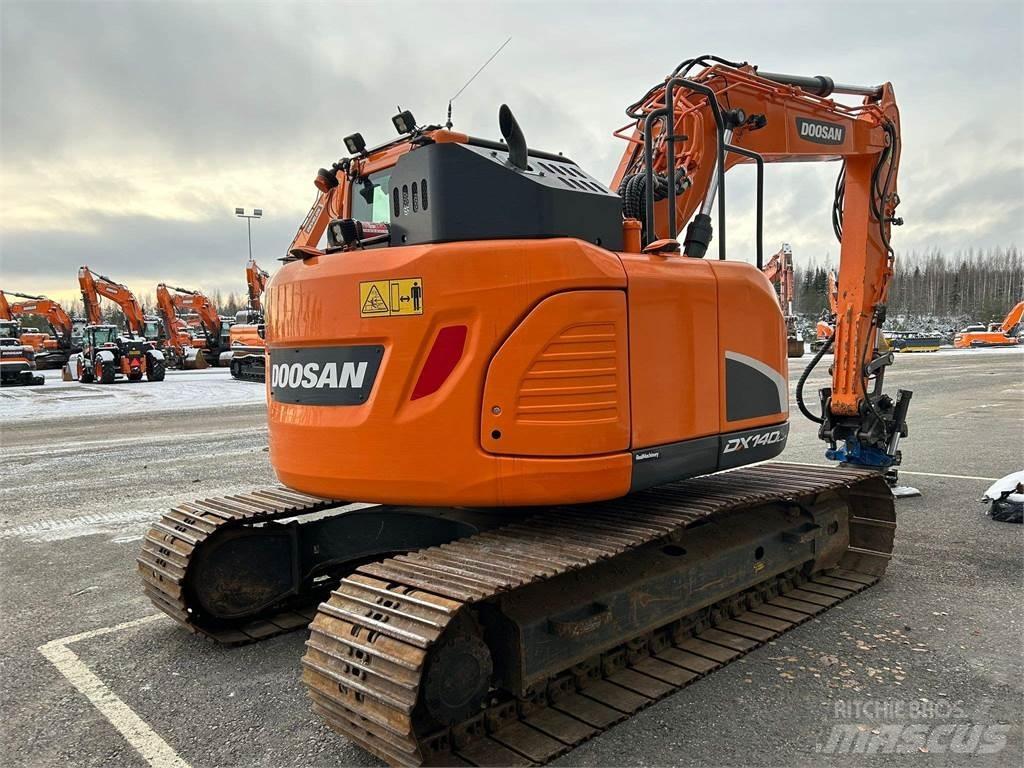 Doosan DX140LCR-5 Bageri guseničari