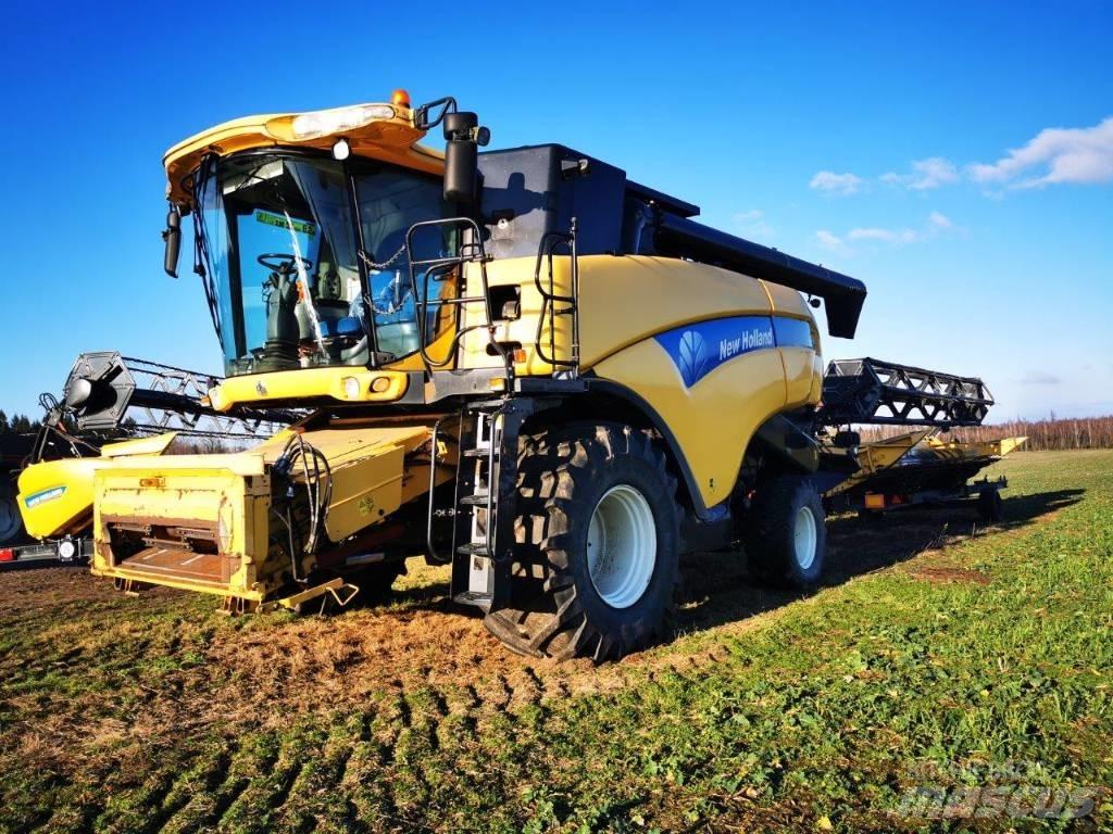 New Holland CX 8080 Kombajni