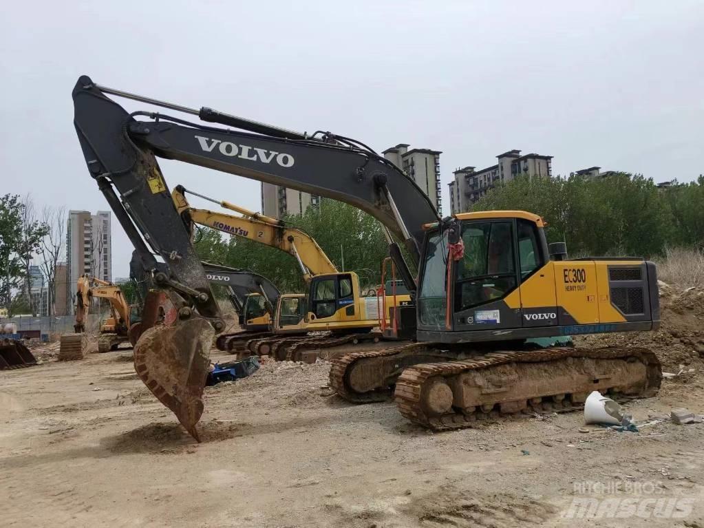 Volvo EC 300 Bageri guseničari