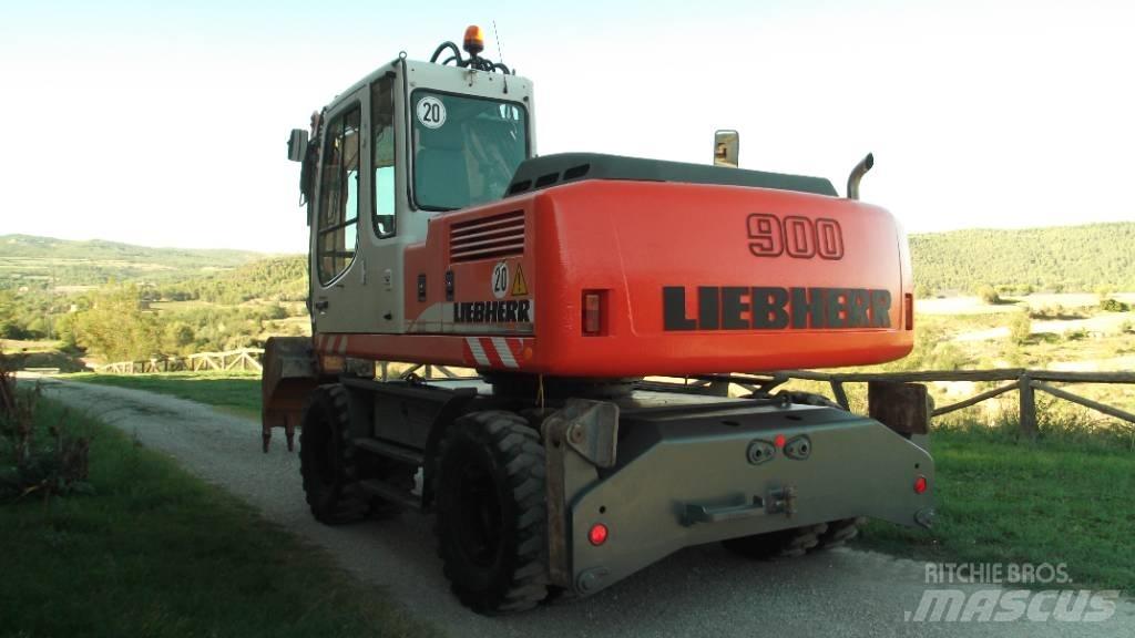 Liebherr A 900 C Bageri točkaši