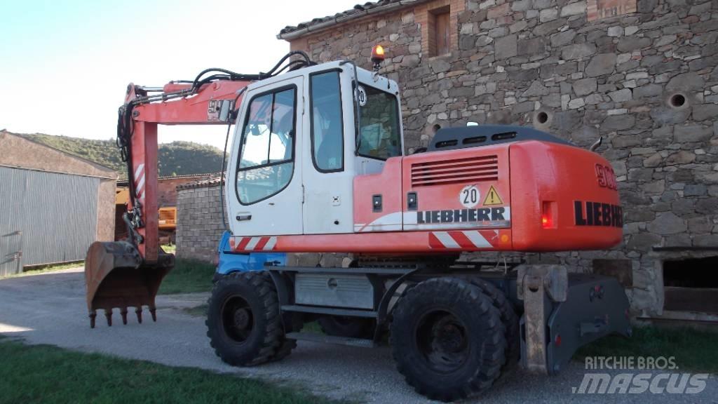 Liebherr A 900 C Bageri točkaši