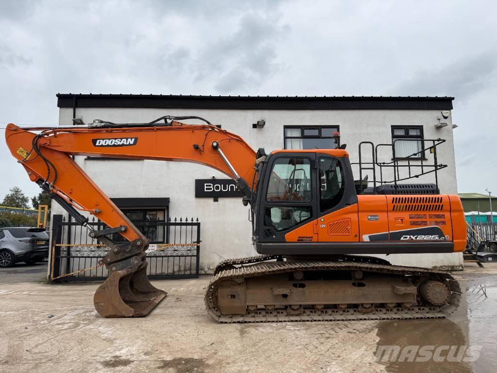 Doosan DX 225 LC-5 Bageri guseničari