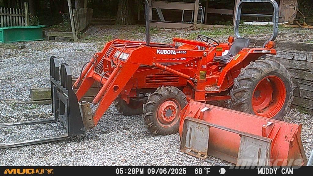 Kubota 3650 Traktori