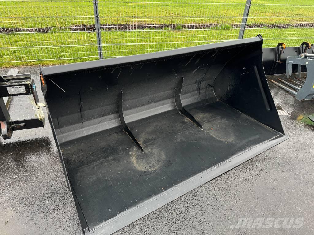 Quicke Skopa VS 200 Ostala dodatna oprema za traktore