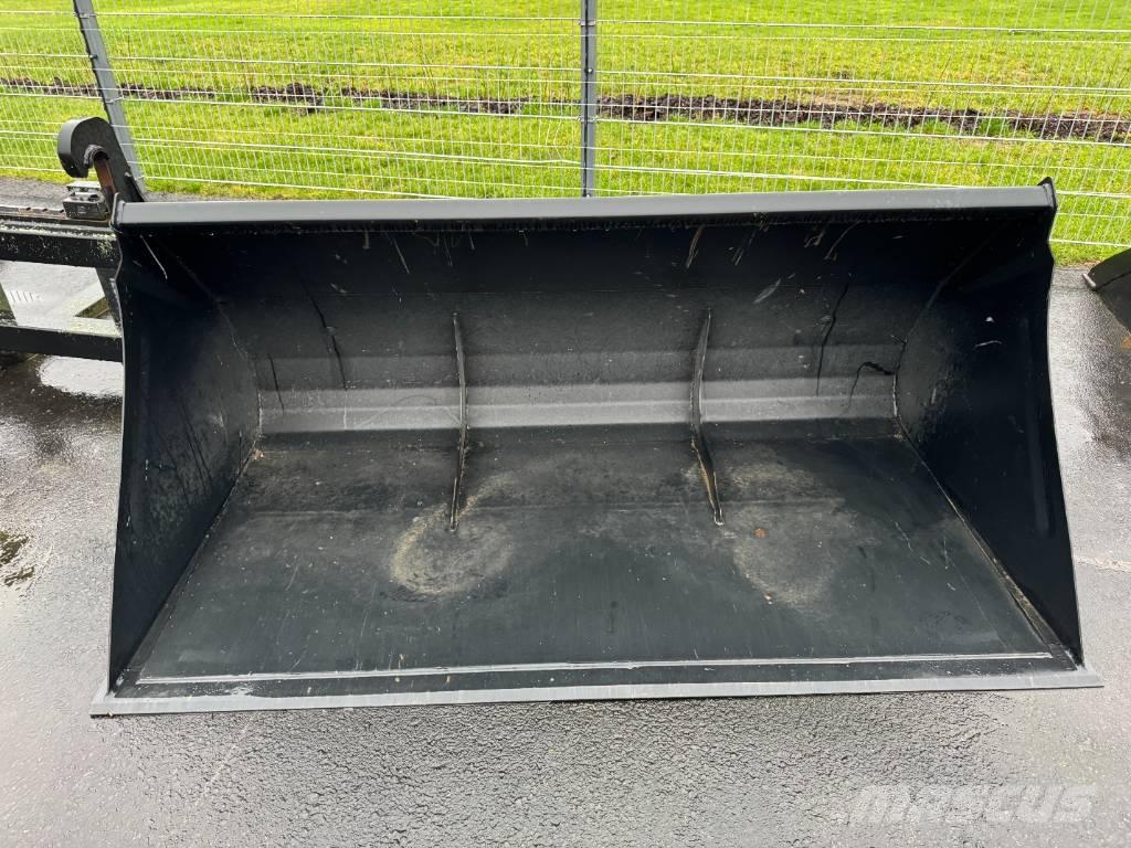 Quicke Skopa VS 200 Ostala dodatna oprema za traktore