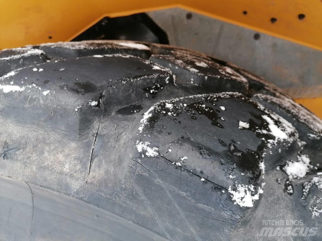 Volvo A 25 G Zglobni damperi