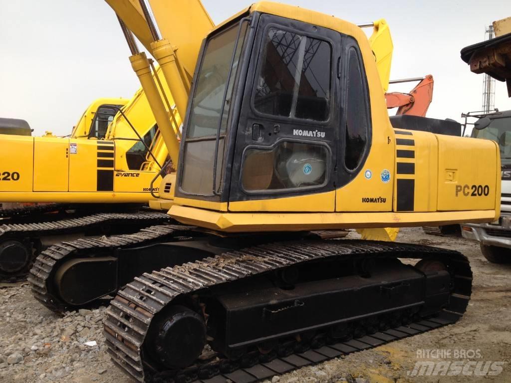 Komatsu PC200-6 Bageri guseničari