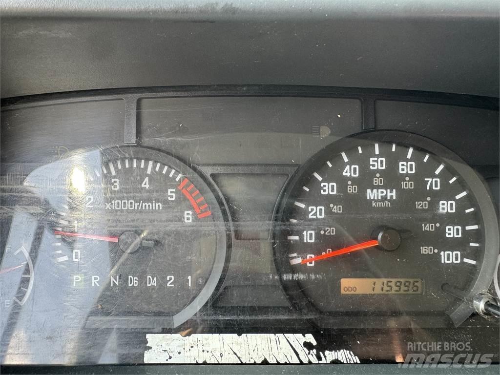 Isuzu NPR HD Kiperi kamioni
