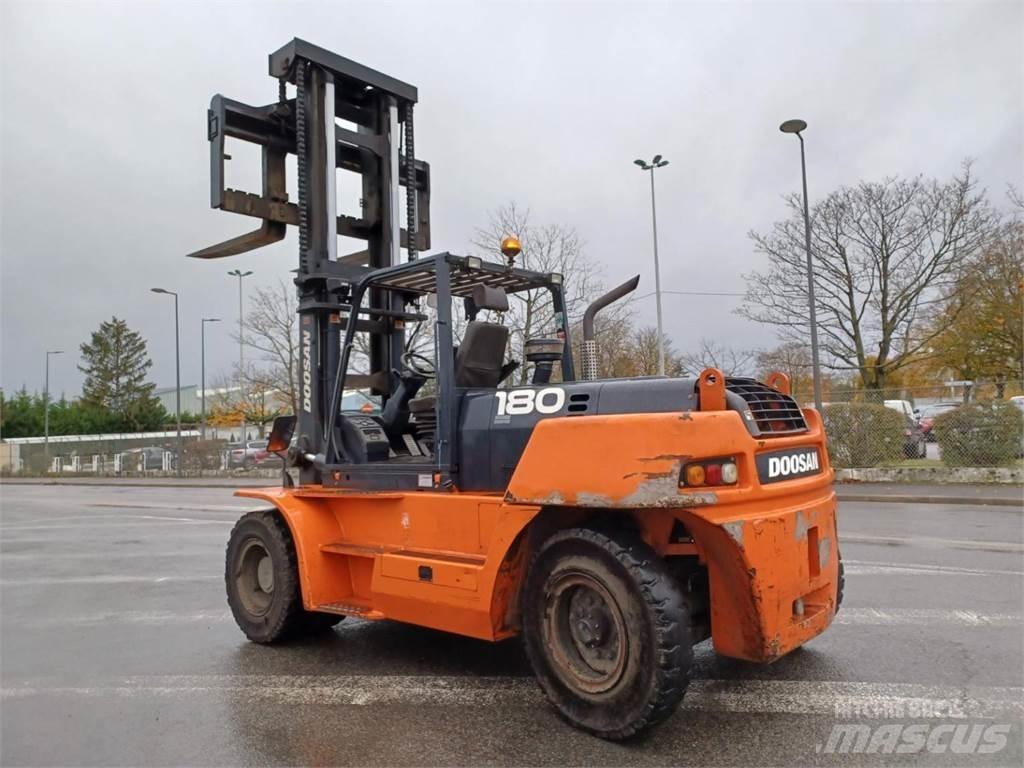 Doosan D1808-S Viljuškari - ostalo