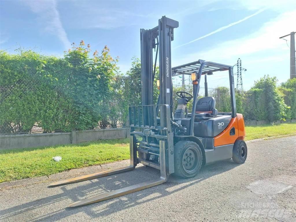 Doosan D30S 5 Viljuškari - ostalo