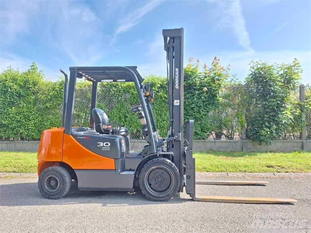 Doosan D30S 5 Viljuškari - ostalo