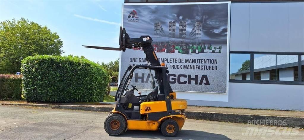 JCB TLT30D Poljoprivredni teleskopski utovarivači