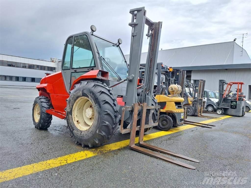 Manitou M30.2 Vanterenski viljuškar