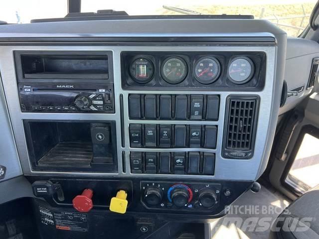 Mack PINNACLE Ostalo
