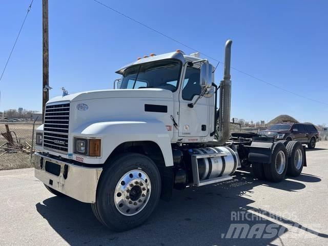 Mack PINNACLE Ostalo