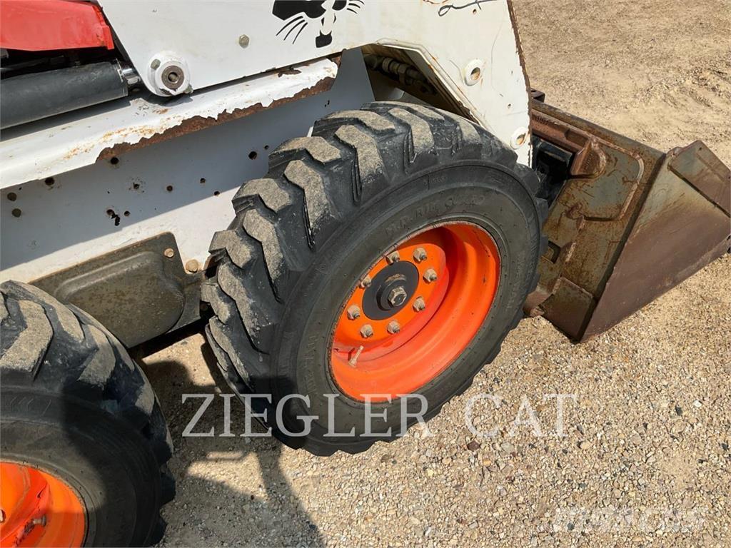 Bobcat S130 Skid steer mini utovarivači