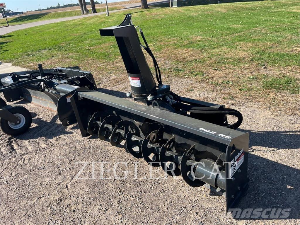 Bobcat SB200 Skid steer mini utovarivači