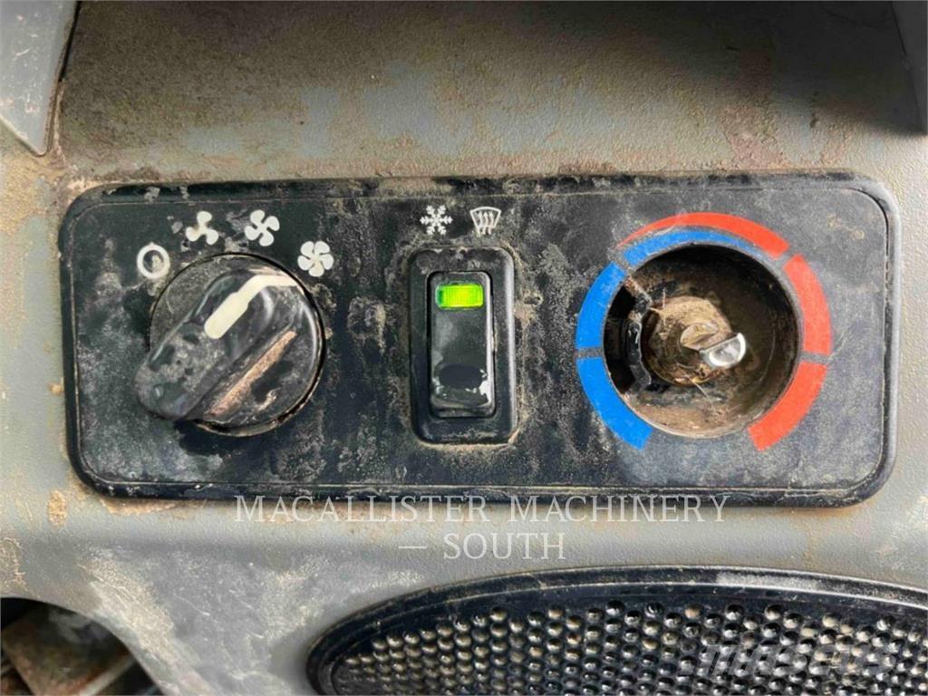 Bobcat T740 Utovarivaču guseničara