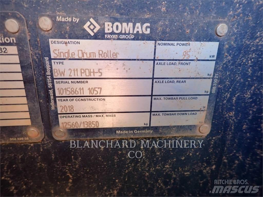 Bomag BW211PHD-5 Nabijači zemlje