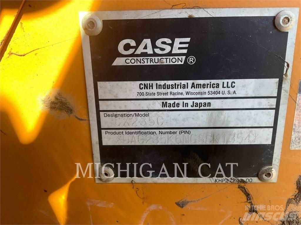 CASE CX235 Bageri guseničari