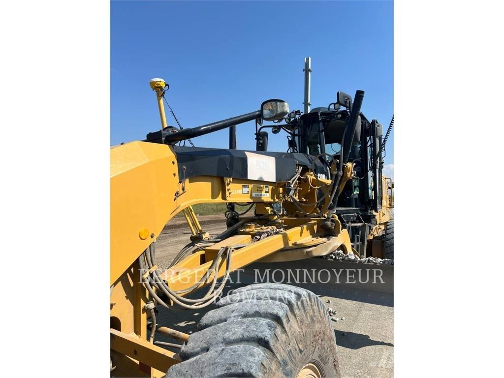 CAT 120M2 Grejderi