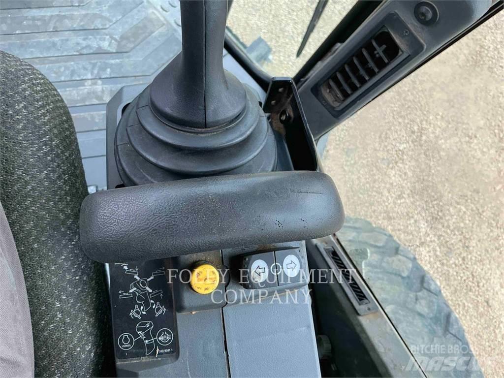 CAT 12M2 Grejderi