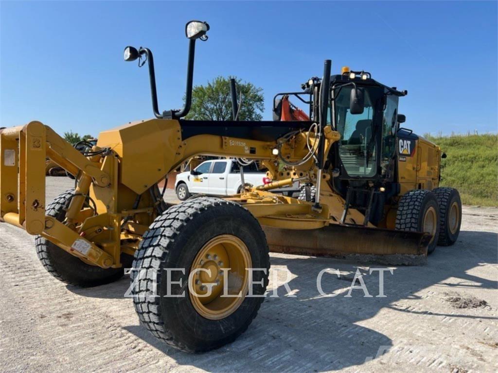 CAT 12M2 Grejderi