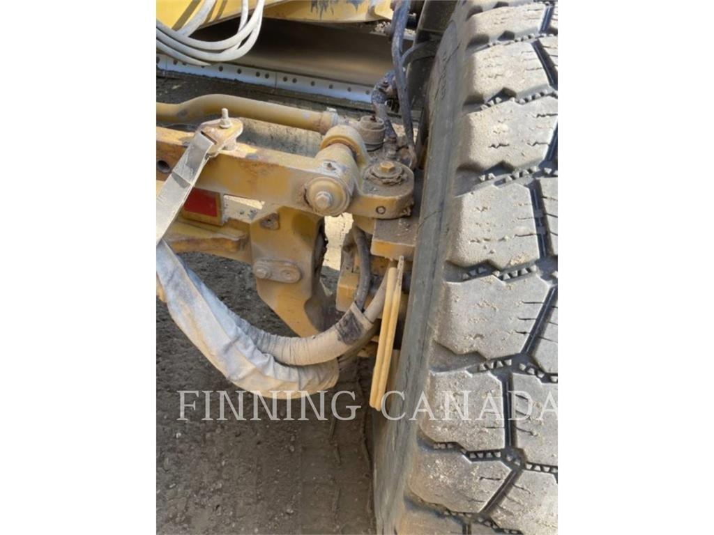 CAT 140-15 AWD Grejderi