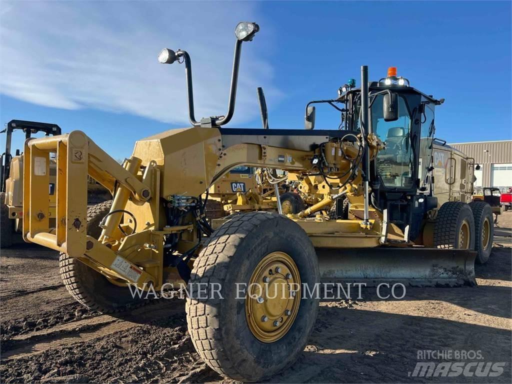 CAT 140M3 AWD Grejderi
