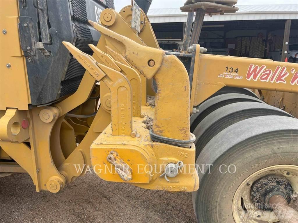 CAT 140M3 AWD Grejderi