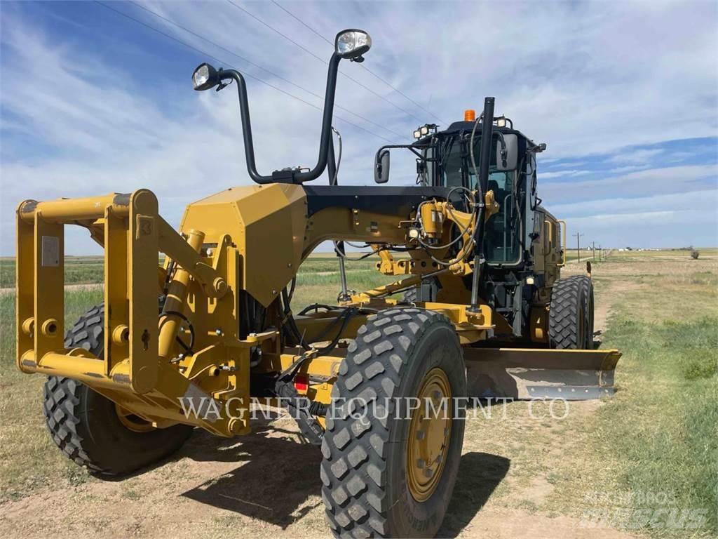 CAT 140M3 AWD Grejderi
