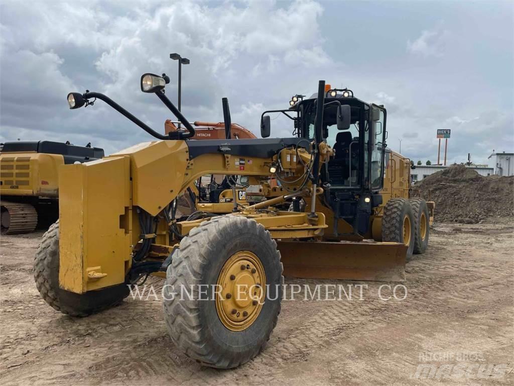 CAT 140M3 AWD Grejderi